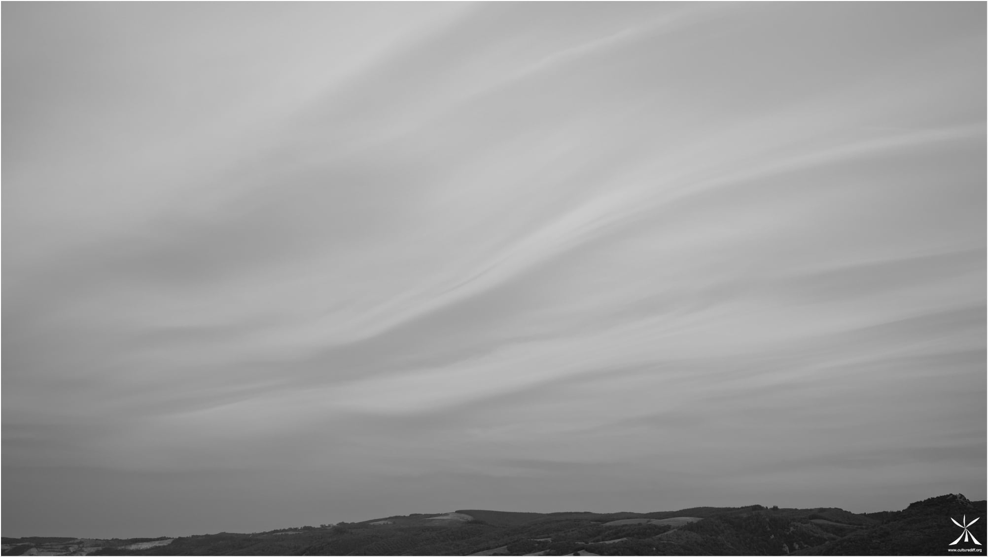 Thin clouds above the Montagne Noire