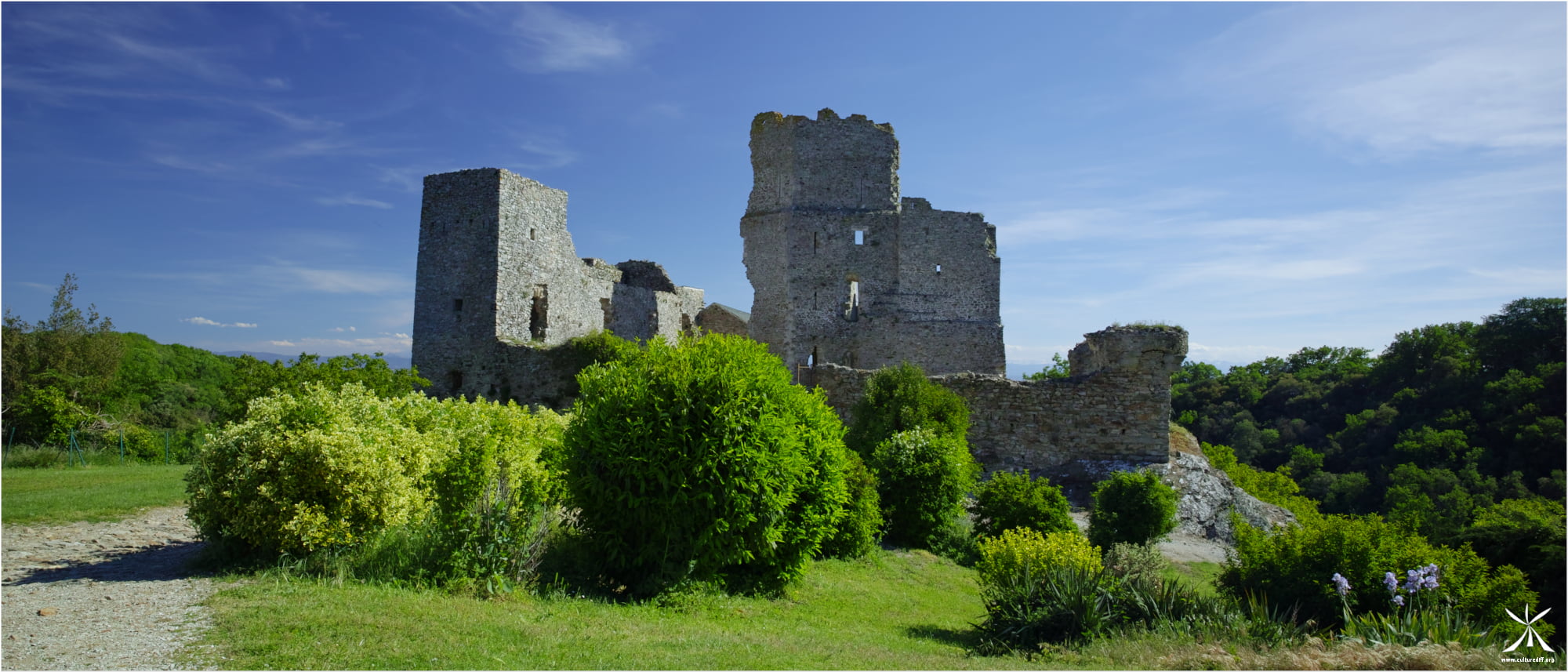 Photographie du Château de Saissac dans l'Aude